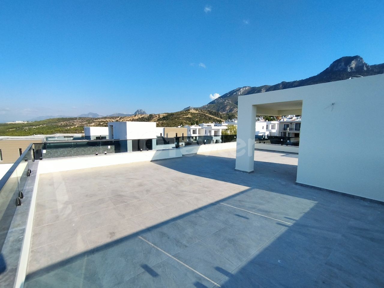 Kyrenia Catalkoy 4 + 1 Pool Villa with Sea View for Sale ** 