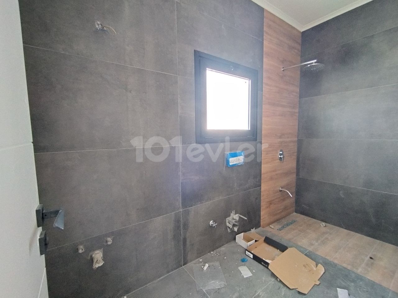 Girne Çatalköy Satılık Deniz Manzaralı 4+1 Havuzlu Villa