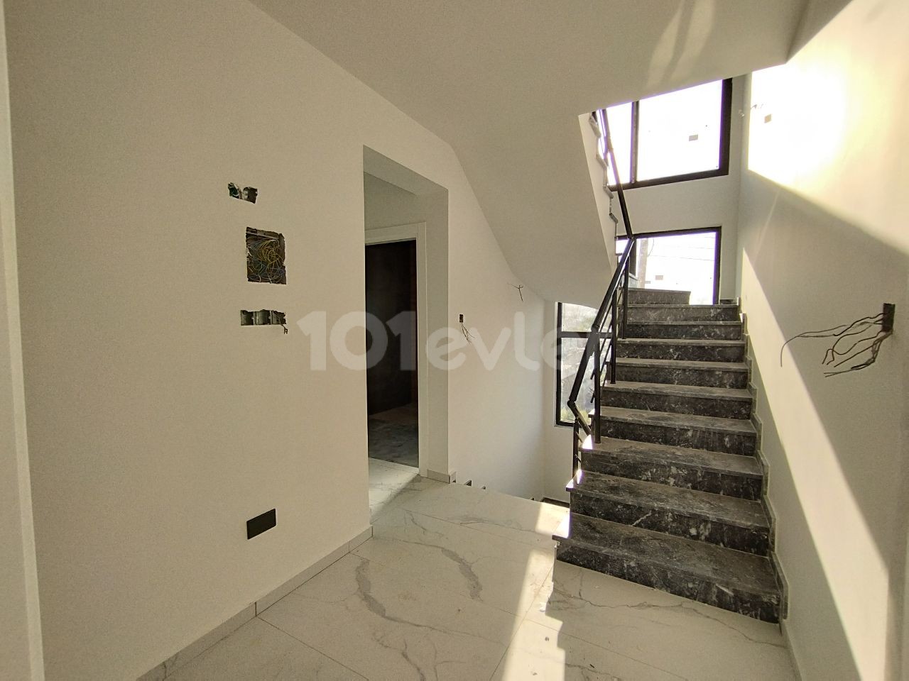 Kyrenia Catalkoy 4 + 1 Pool Villa with Sea View for Sale ** 