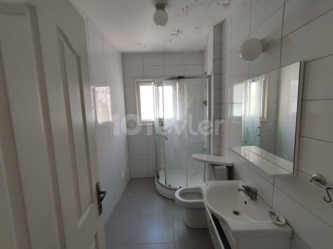 GİRNE MERKEZ SATILIK 2+1 DAİRE 