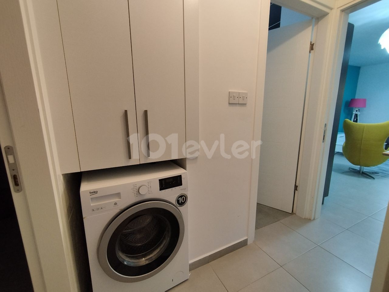 Kyrenia Zeytinlik Spacious 2 + 1 Unfurnished Apartment for Sale in a Great Location ** 