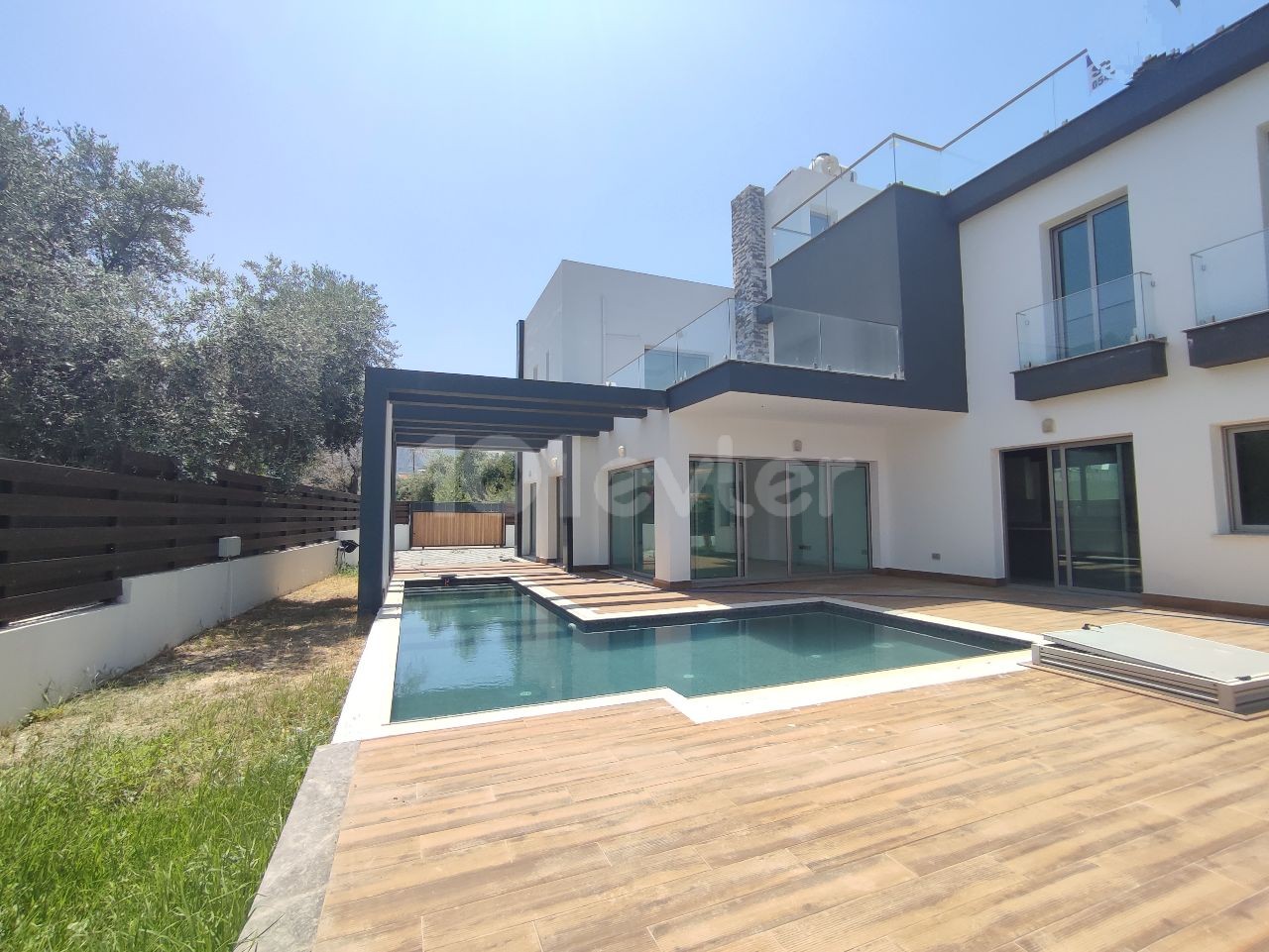 Exklusive Design Ultra Luxus Villa Zum Verkauf In Kyrenia Ozanköy ** 