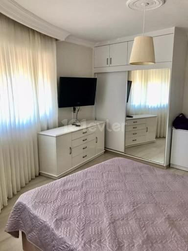 Flat To Rent in Yukarı Girne, Kyrenia