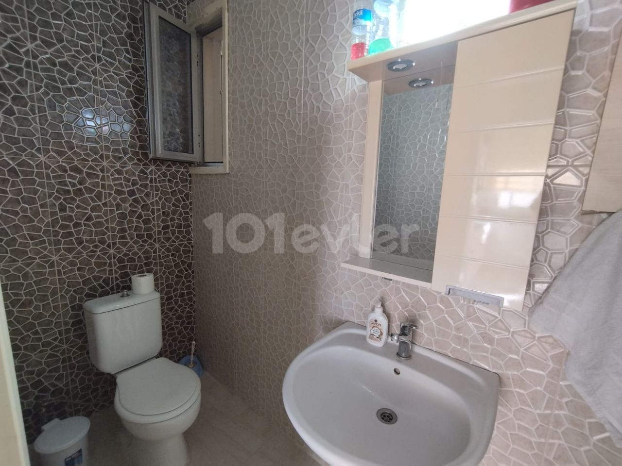 Flat For Sale in Girne Merkez, Kyrenia