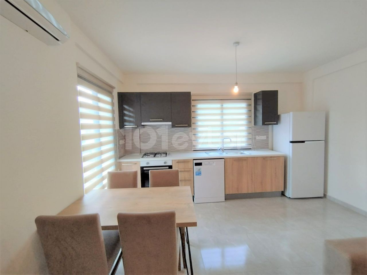 Flat To Rent in Alsancak, Kyrenia