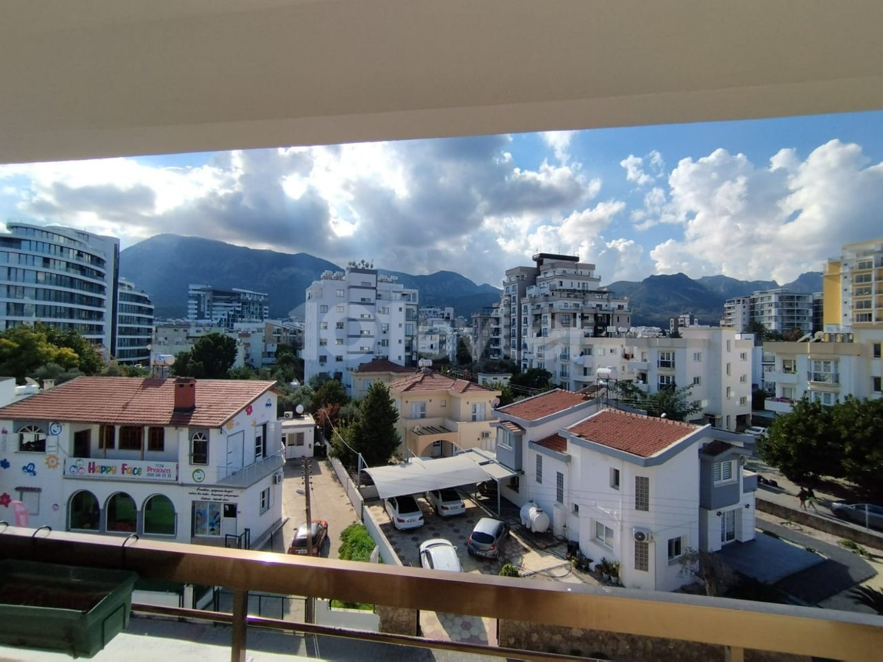 Flat To Rent in Girne Merkez, Kyrenia