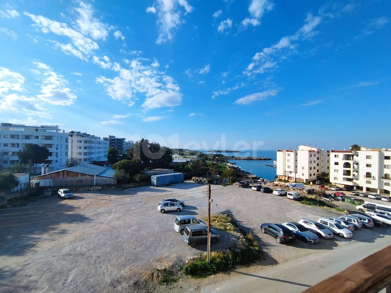 تخت برای فروش in Girne Merkez, گیرنه