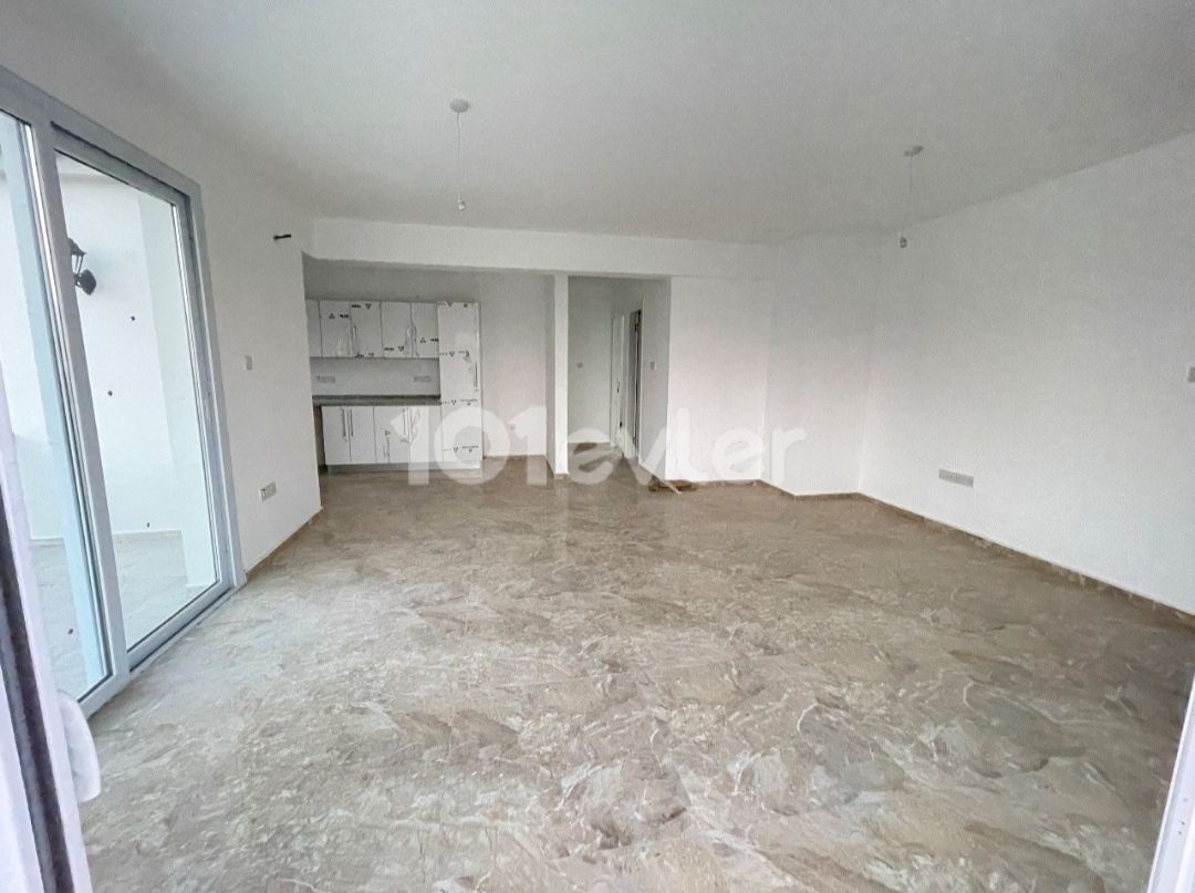 Flat For Sale in Alsancak, Kyrenia