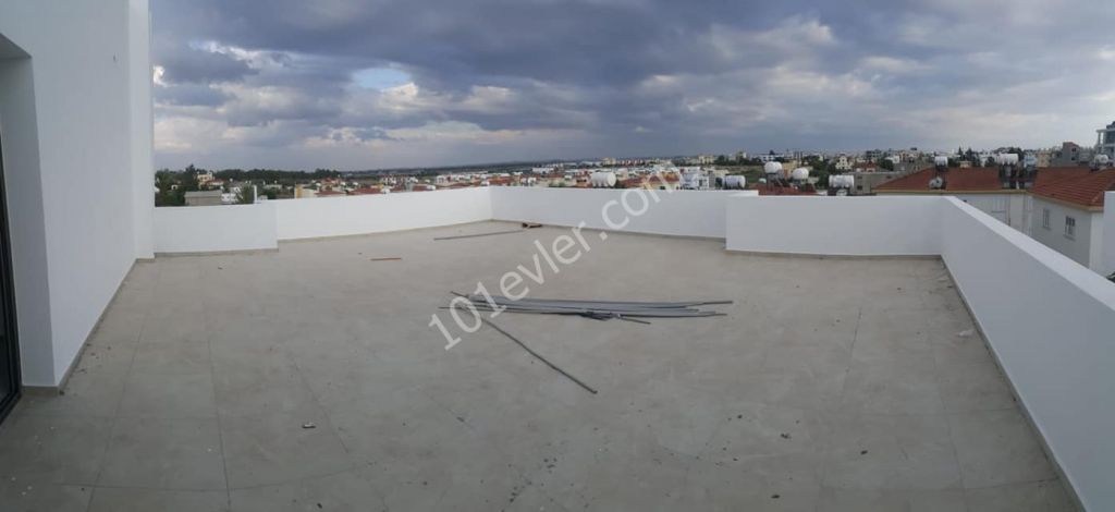 Hamitköy'de 90m2 Türk Koçanlı Modern Tarz Daire ve Penthouse Daireler.