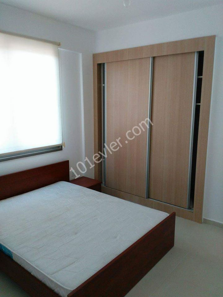 Gönyeli'de Büyük kiler Karşısı duraklara 1 dk mesafede 2+1 eşyalı daire.