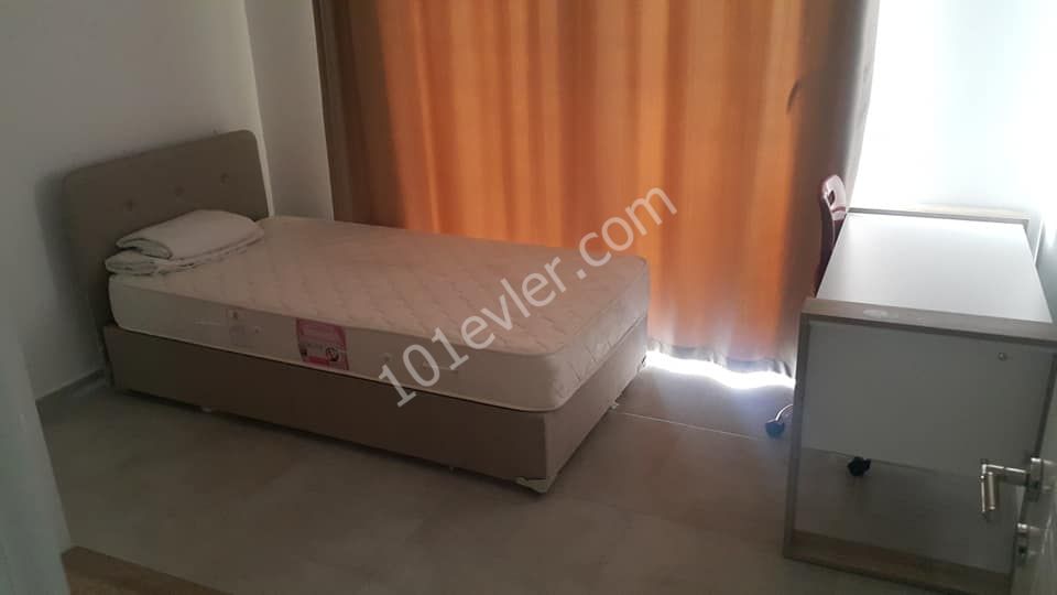 Göçmenköy 'de 1+1 full eşyalı daire.