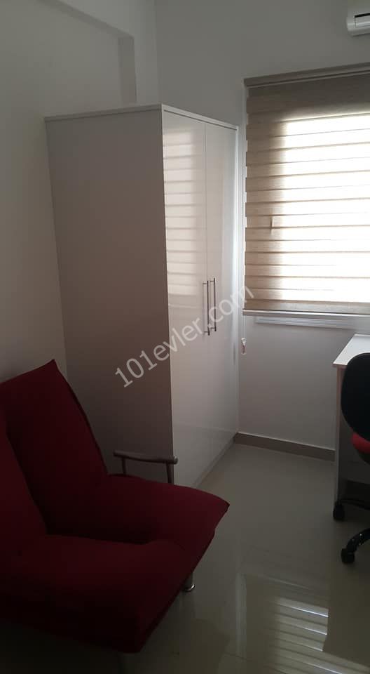 Gönyeli'de 2+1 kiralık eşyalı daire.