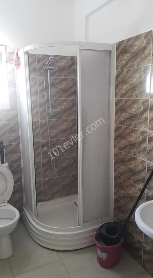 Gönyeli'de 2+1 kiralık eşyalı daire.