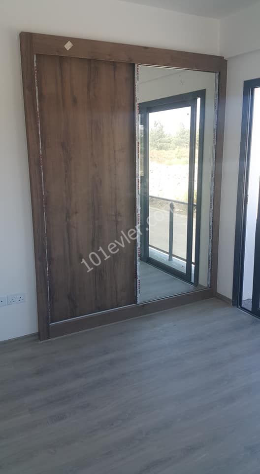 Dereboyu'nda şıklığı ve kalitesi ile dikkat çeken 2+1 ve 2+1 penthouse daireler.