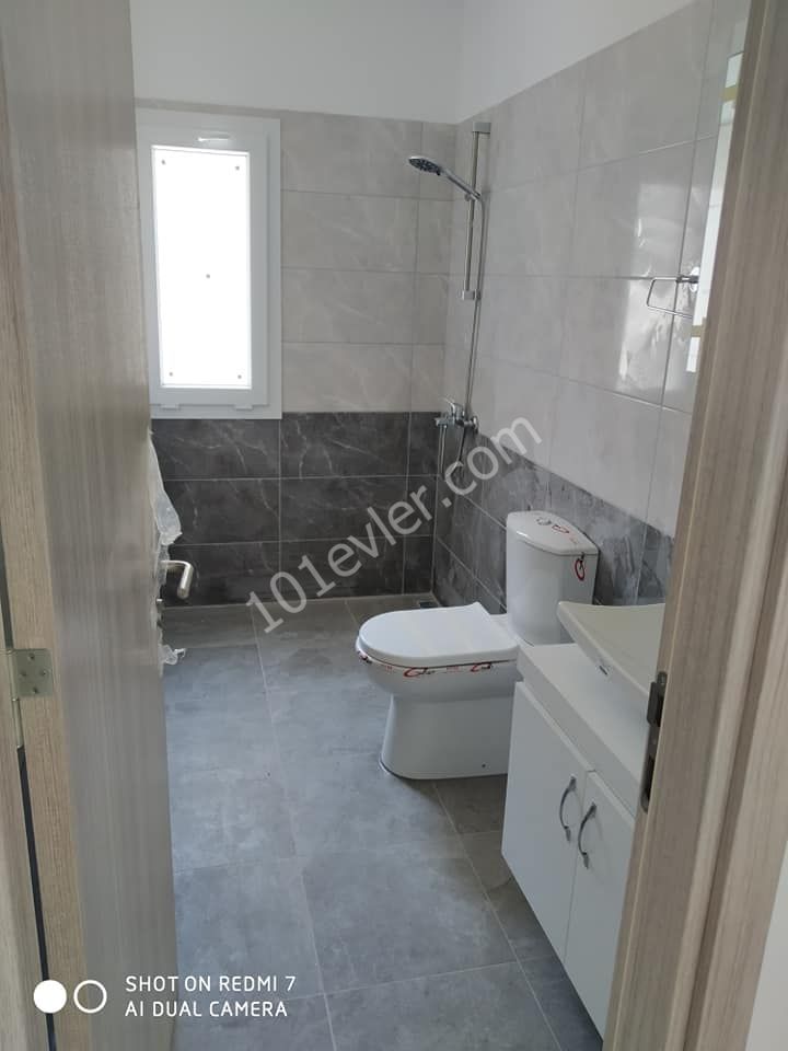 Gönyeli'de kalitelı ve modern yapı türk malı 2+1 ve 2+1 Penthouse Daireler.