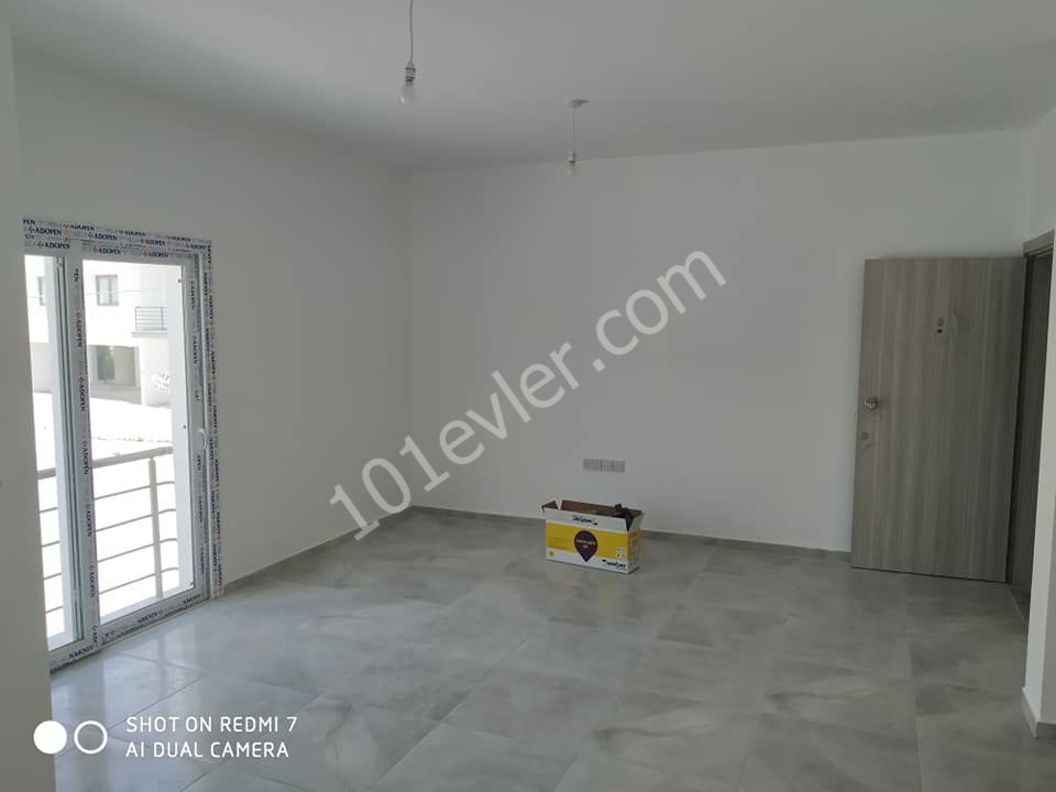 Gönyeli'de kalitelı ve modern yapı türk malı 2+1 ve 2+1 Penthouse Daireler.