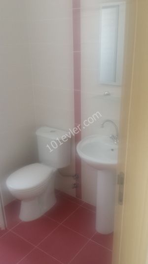 Göçmenköy'de 2+1 full eşyalı daire.