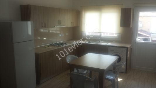 Göçmenköy'de 2+1 full eşyalı daire.