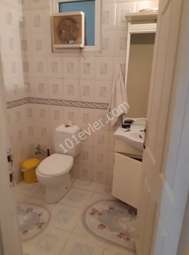 Flat For Sale in Küçük Kaymaklı, Nicosia