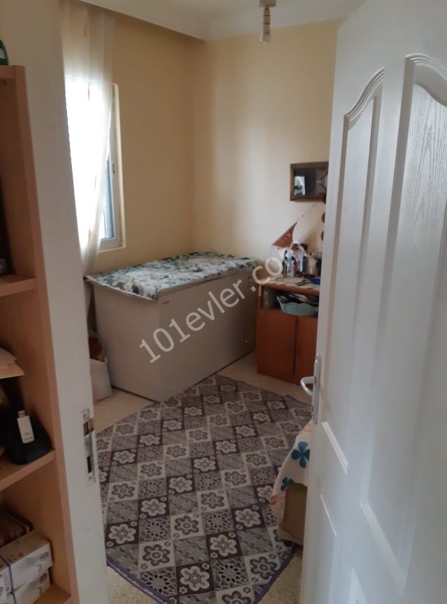 Flat For Sale in Küçük Kaymaklı, Nicosia