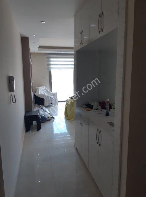 Yenikent'te duraklara yakın full esyalı kiralık 2+1 daire 