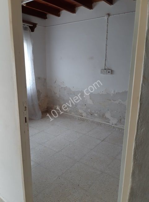 Flat For Sale in Göçmenköy, Nicosia