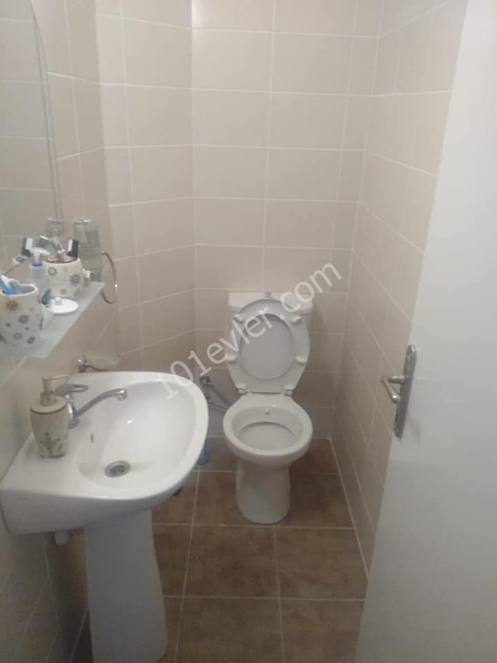 Dereboyu'nda 3+1 eşyalı kiralık lüks daire. ( 8 aylık peşin)