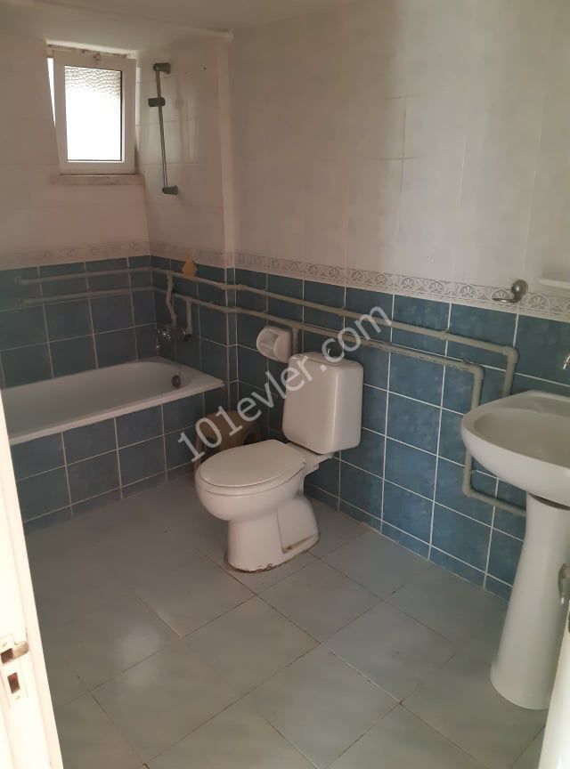 Flat To Rent in Küçük Kaymaklı, Nicosia