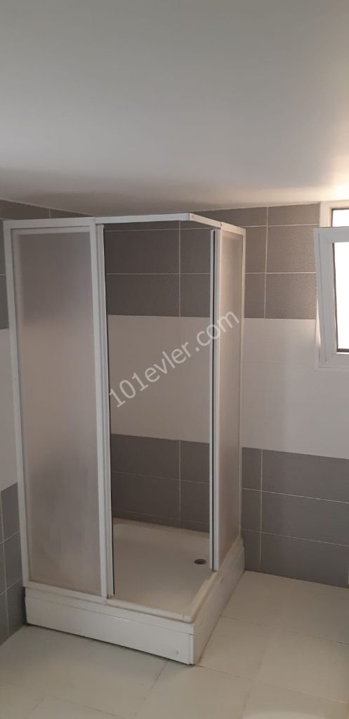 Hamitköy'de duraklara ve markete 2 dk mesafede bakımlı kiralık 3+1 daire 