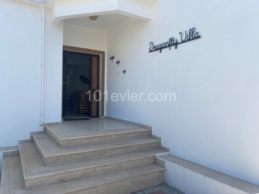 Spacious well kept 4 Bedroom Villa