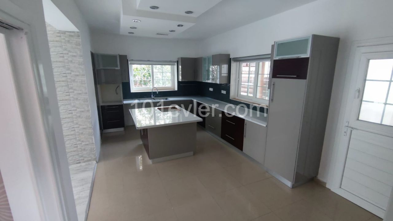 Duplex 3+1 detached villa in the center of Yenikent ** 