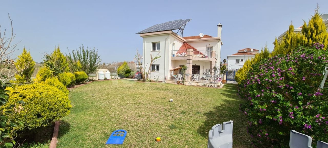 Luxury villa with Turkish title and large garden in the most decent neighborhood of Yenikent. ** 