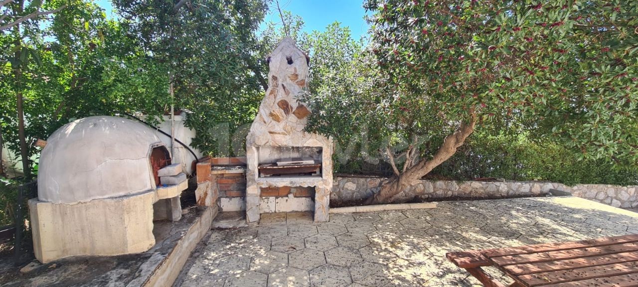 2+1 Einfamilienhaus mit Garten in hoher Lage in chatalköy. ** 