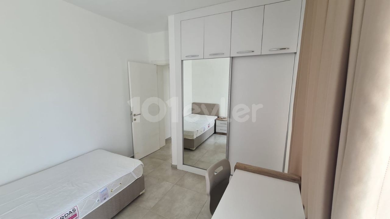 Göçmenköy merkezde 2+1 ful eşyalı daire.