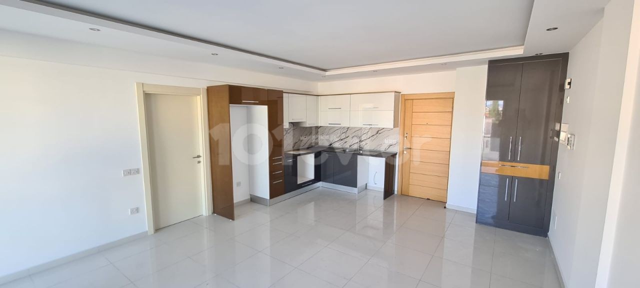 Luxury 2+1 apartment in Kyrenia new harbor area. 