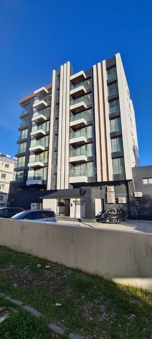 Luxuriöse 2+1 Wohnung in Kyrenia neuen Hafengebiet. 