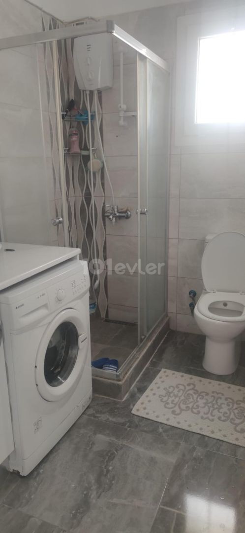 In Gönyeli, 90m2 apartment on the mezzanine floor, well maintained, VAT and transformer paid. 