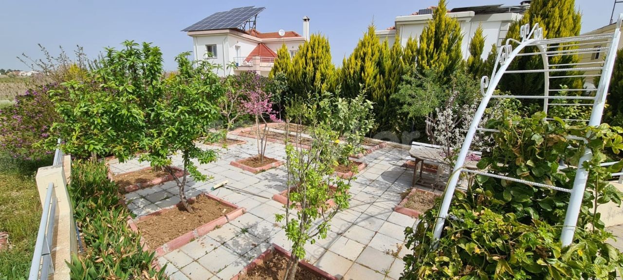 Luxury villa with large garden in the most beautiful neighborhood of Yenikent. 