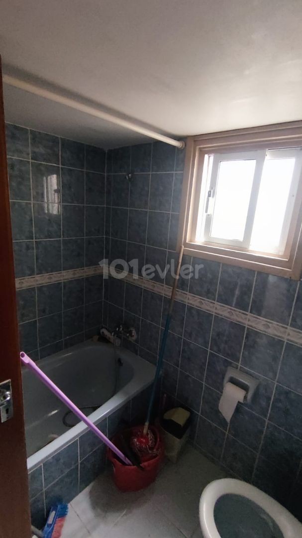 3+1 apartment with Turkish cob at the entrance of Gonyeli. 