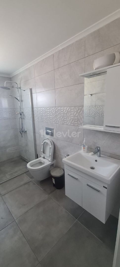 LEFKOŞA GÖNYELİDE MERKEZİ KONUMDA  2+1 FULL EŞYALI KDV VE TRAFOSU ÖDENMİŞ SATILIK LÜKS PENTHOUSE