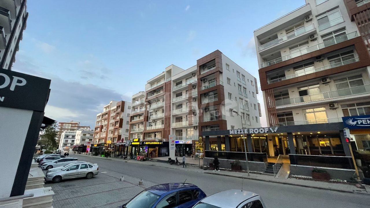 2+1 FLATS FOR SALE WITH COMMON POOL IN LEFKE / GEMİKONAĞI CENTER, FOR LIVING AND INVESTMENT