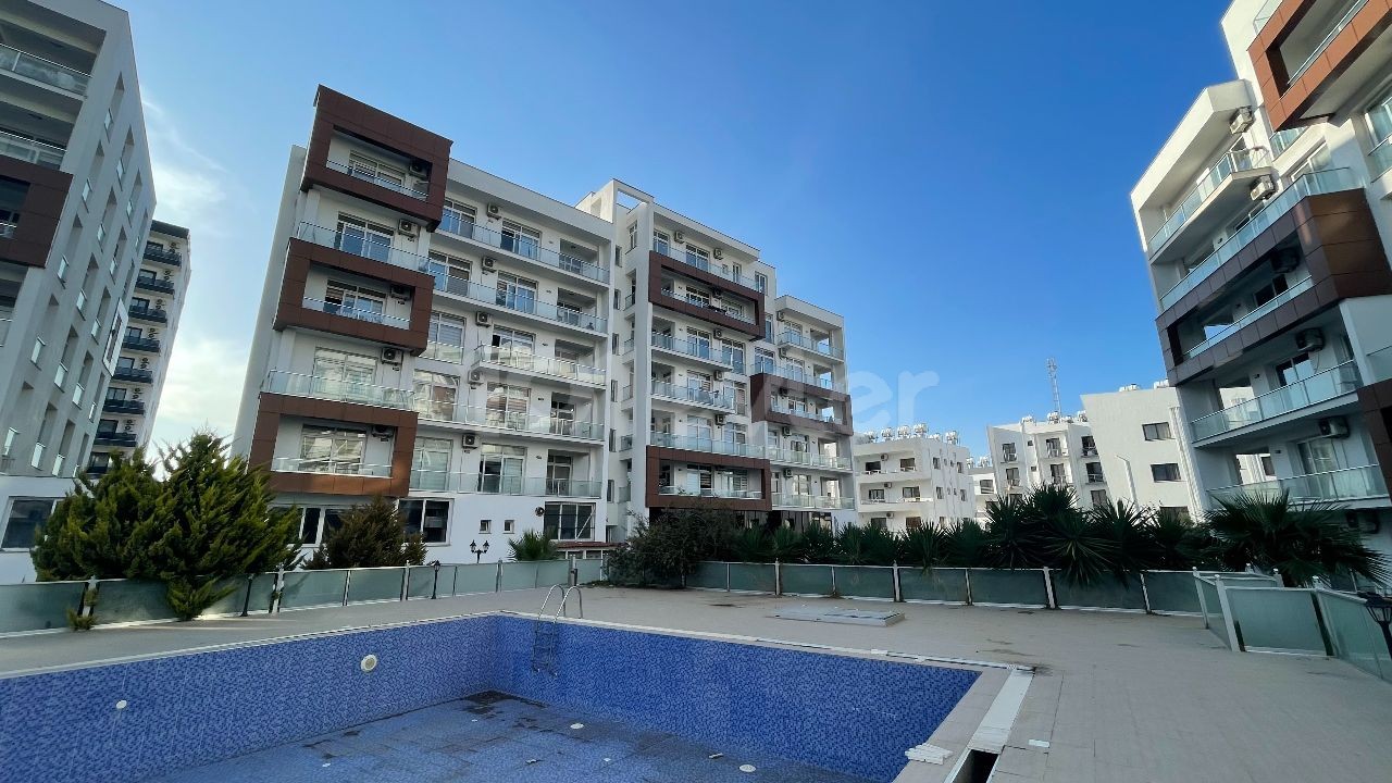 2+1 FLATS FOR SALE WITH COMMON POOL IN LEFKE / GEMİKONAĞI CENTER, FOR LIVING AND INVESTMENT