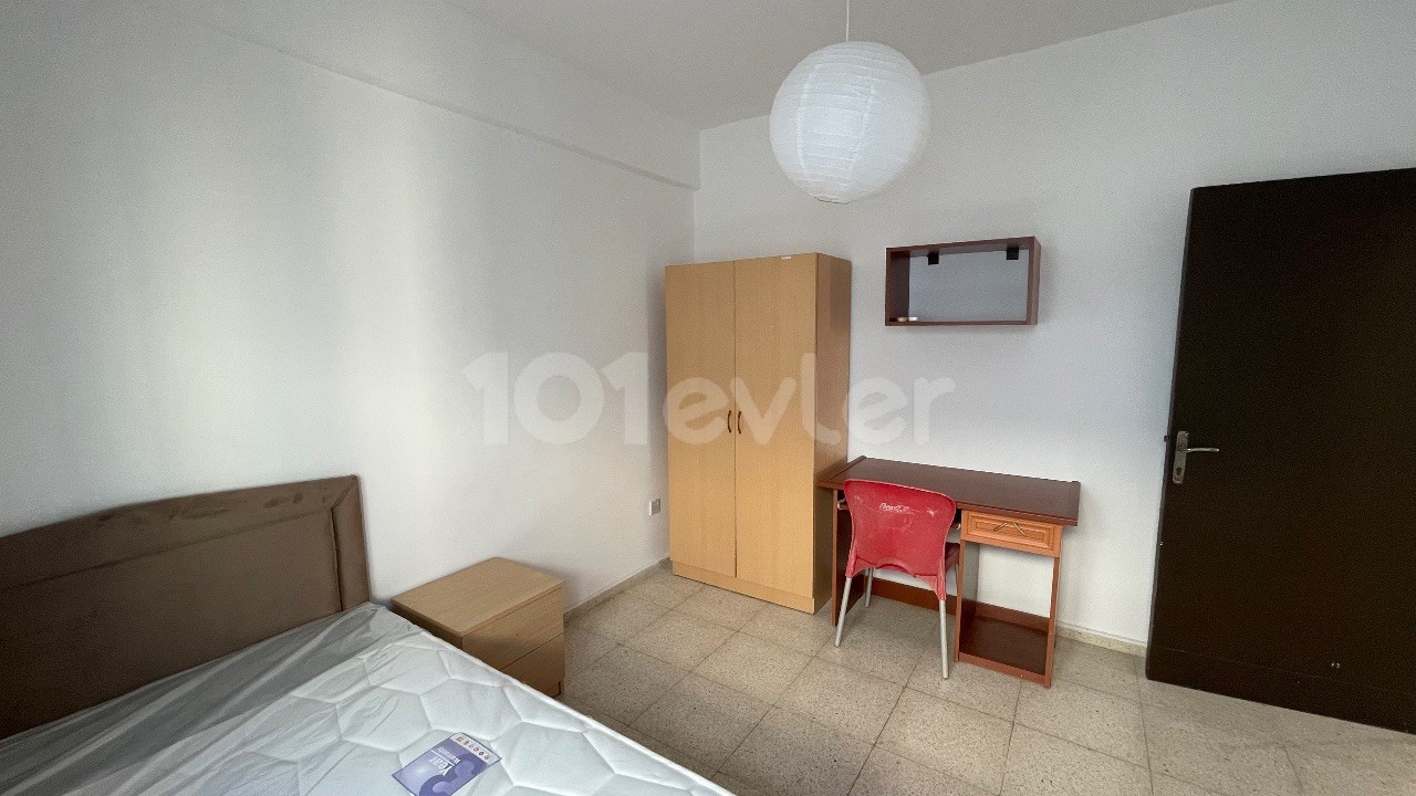 Gemikonağında Lefke Avrupa Üniversitesine Yürüme Mesafesinde 2 + 1 Full Eşyalı Kiralık Daire 