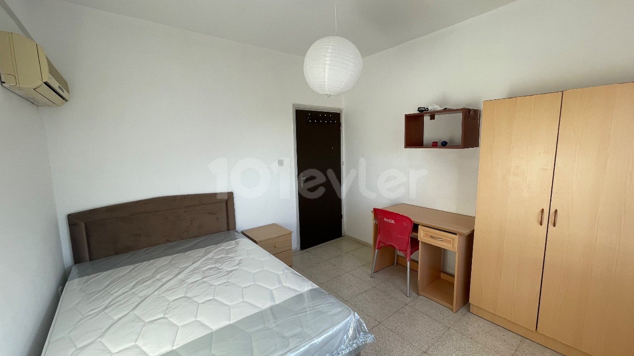 Gemikonağında Lefke Avrupa Üniversitesine Yürüme Mesafesinde 2 + 1 Full Eşyalı Kiralık Daire 