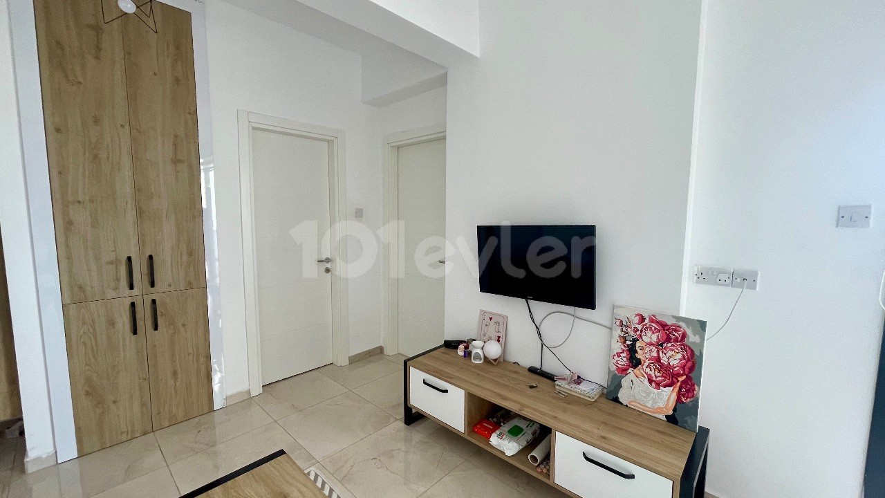 GEMİKONAK EUROPEAN UNIVERSITY OF LEFKE SCHOOL ROAD LUXURIOUS 1+1 FLAT FOR RENT