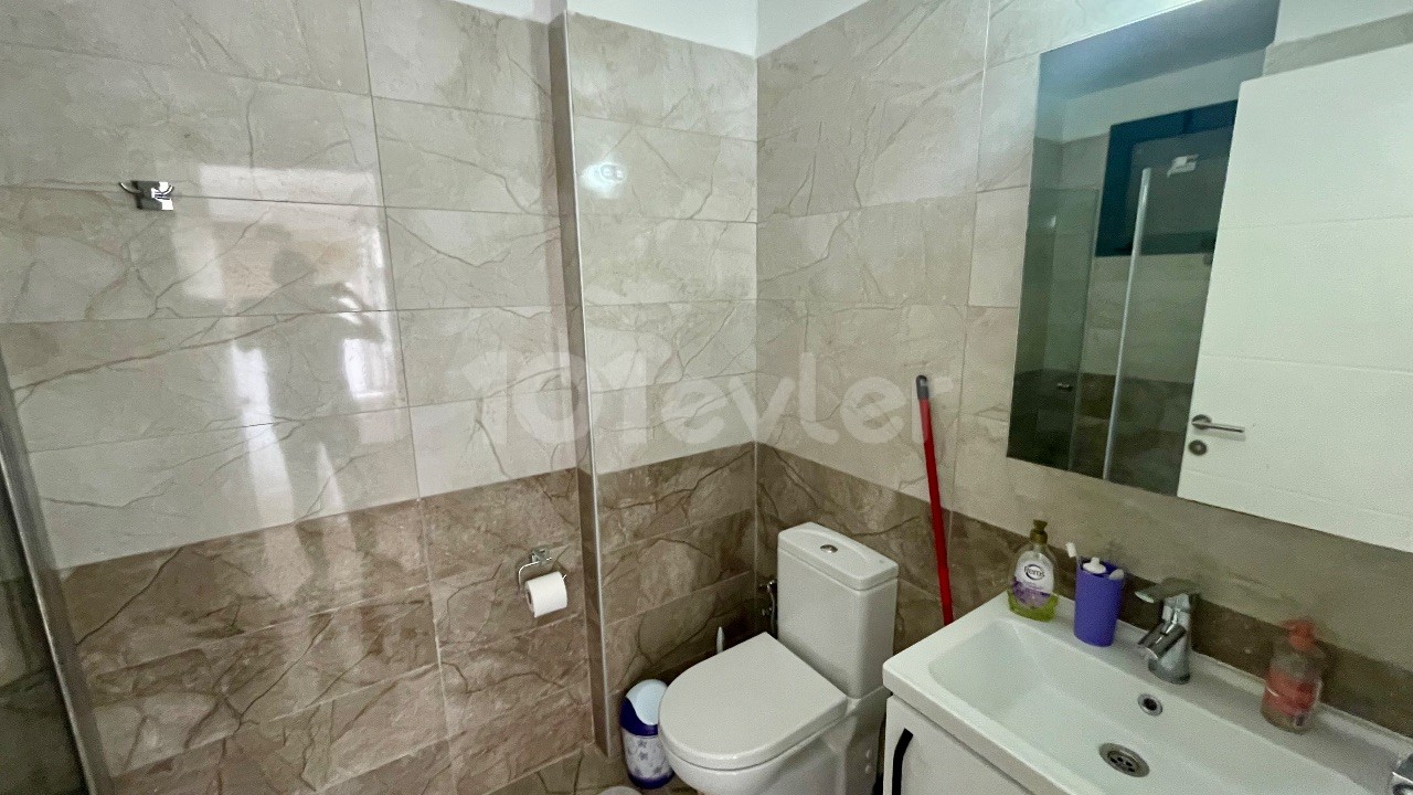 GEMİKONAK EUROPEAN UNIVERSITY OF LEFKE SCHOOL ROAD LUXURIOUS 1+1 FLAT FOR RENT