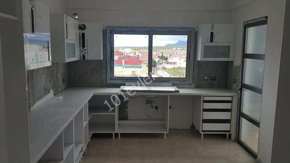 Gönyeli'de 130m2, Türk Koçanlı Lüks Daireler.