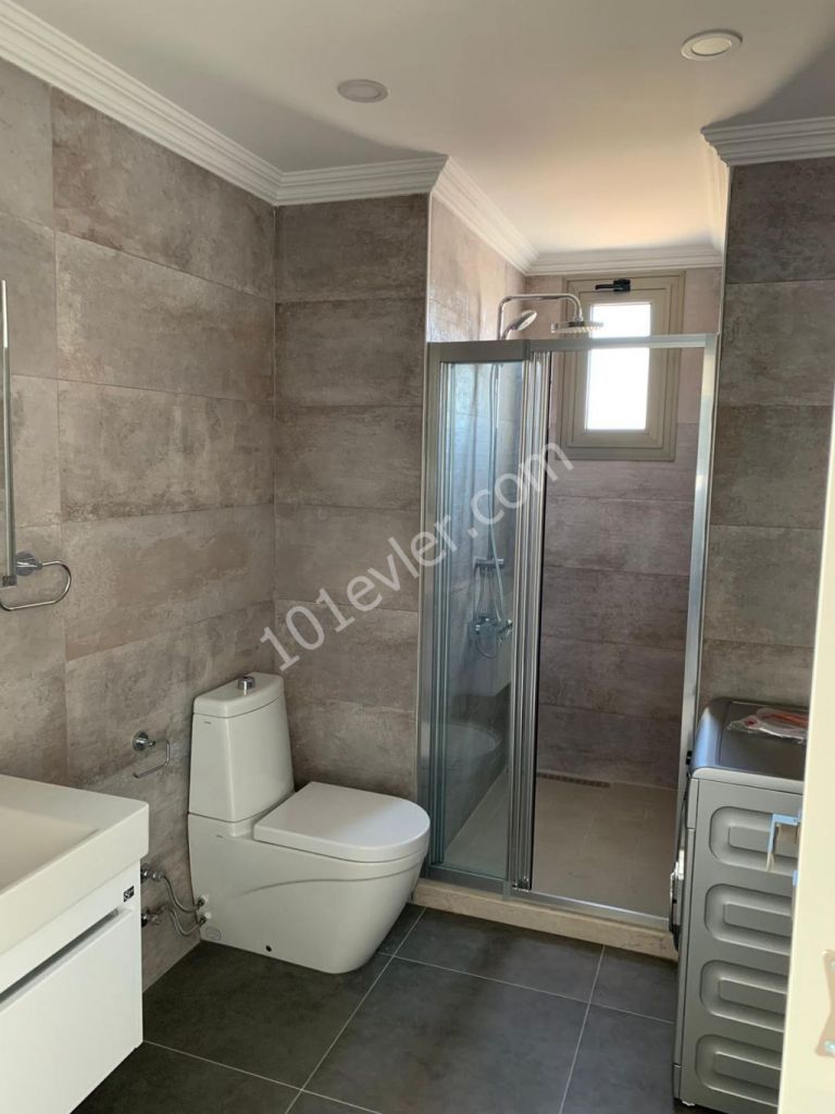 3 yatak odalı lüks Penthouse Satılık Girne KKTC