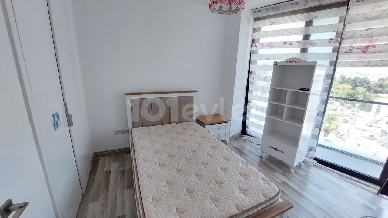 GİRNE MERKEZDE 3+1 FULL EŞYALI TÜRK KOÇANLI SATILIK DAİRE 