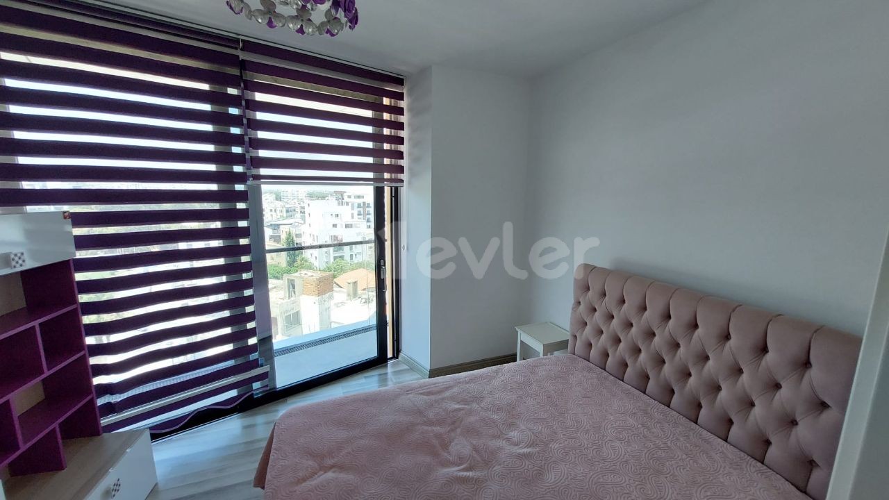 GİRNE MERKEZDE 3+1 FULL EŞYALI TÜRK KOÇANLI SATILIK DAİRE 